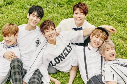 10 Arti Unik di Balik Nama Fandom Idol Kpop yang Wajib Kita Tahu!