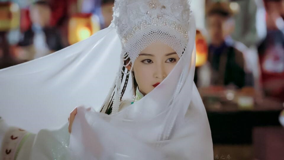 頂流小花的清宮劇造型6：李沁 飾演《如懿傳》寒香見