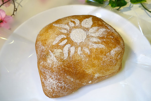 大安區甜點店艾斯特烘焙Erste Patisserie 4週年慶優惠，用銅板價品嚐世界西點冠軍師傅甜點，使用三倍券優惠更超值