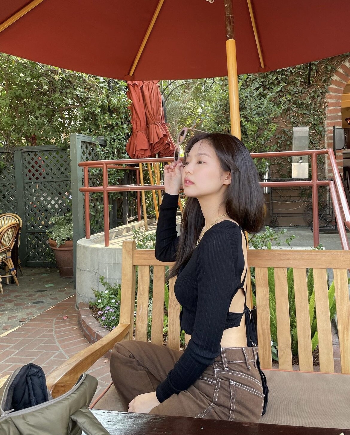 2023秋日髮色推薦：巧克力棕