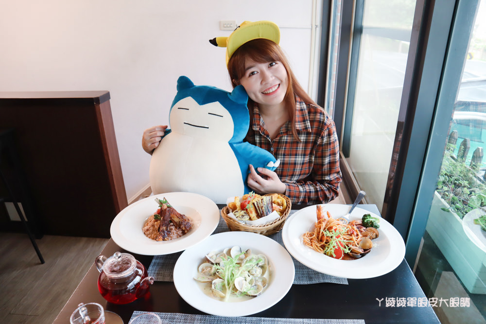 竹北平價美食餐廳推薦流浪貓香草義式廚房，竹北新開幕寶可夢主題美食餐廳！貓奴們快來找主子