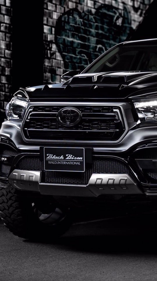 Toyota Revo