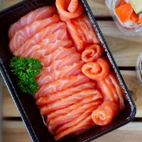 Sashimi Japanese Cafe เชียงใหม่🇯🇵 Salmon Delivery 🐬🛵