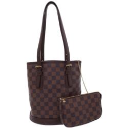 ◎九成新展示品-半價出清|◎|◎品牌:LouisVuitton/LV品牌定位:國際精品背法:肩背包款:水桶包顏色:混色系/撞色系,棕色系外層材質:牛皮適用性別:女生產地:法國開口方式:敞開式/無收合尺