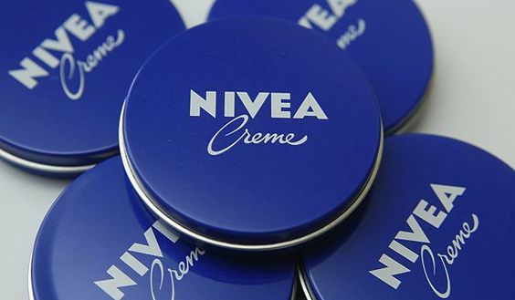 Neste artigo vais conhecer 15 dicas de beleza que usam creme Nivea que pouca gente conhece.