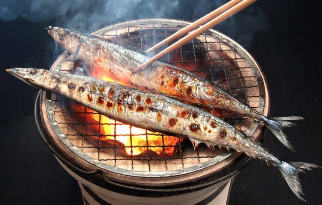 日本美食 只知鰻魚美 不要錯過了那隻烤得香噴噴的秋刀魚 All About Japan Line Today