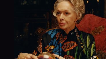 Tippi Hedren 幻身為占卜師 Gucci 2018 春夏飾品形象釋出