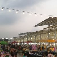 ตลาดพระปิ่น 5