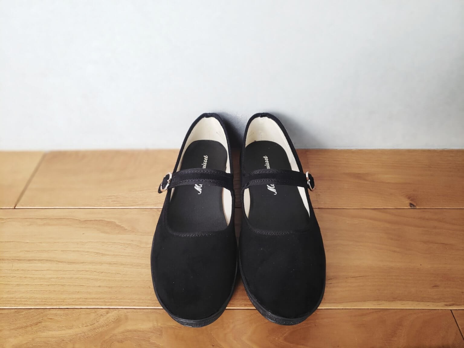 しまむら で2人がカブり買い カンフーストラップシューズがかわいい