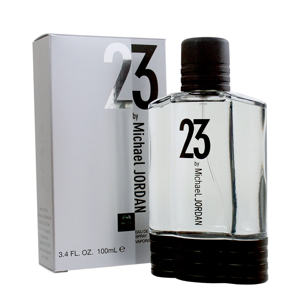 《香調組成》 前 味： 菩提樹、小荳蔻、百里香、柑橘 中 味： 迷迭香、杜松、鼠尾草 後 味： 到手香、香根草、麝香 《商品說明》 ※商品圖片顏色因電腦螢幕設定差異會略有不同，以實際商品顏色為準，請見