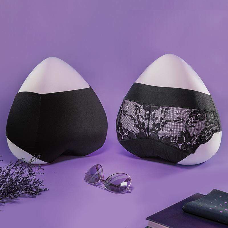 產品特色 專利設計：無車縫、不渗血 MIT 機能布料：吸濕排汗＋抑菌纖維＋防水不悶熱 可單獨穿著，取代護墊 / 日用衛生棉 量多期搭配衛生棉 / 棉條 / 月亮杯，強力接殺外漏經血 產品介紹 月亮褲_