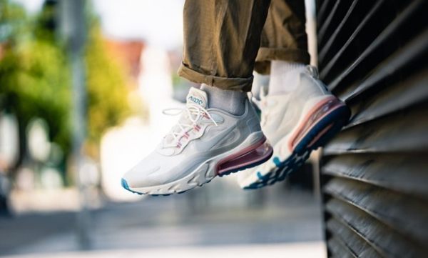 ISNEAKERS Nike Air Max 270 React 白 粉 雲朵 棉花糖 慢跑鞋 AT6174-100