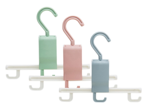 可伸縮3鉤褲子衣架(1入)【D021210】顏色隨機出貨，還有更多的日韓美妝、海外保養品、零食都在小三美日，現在購買立即出貨給您。