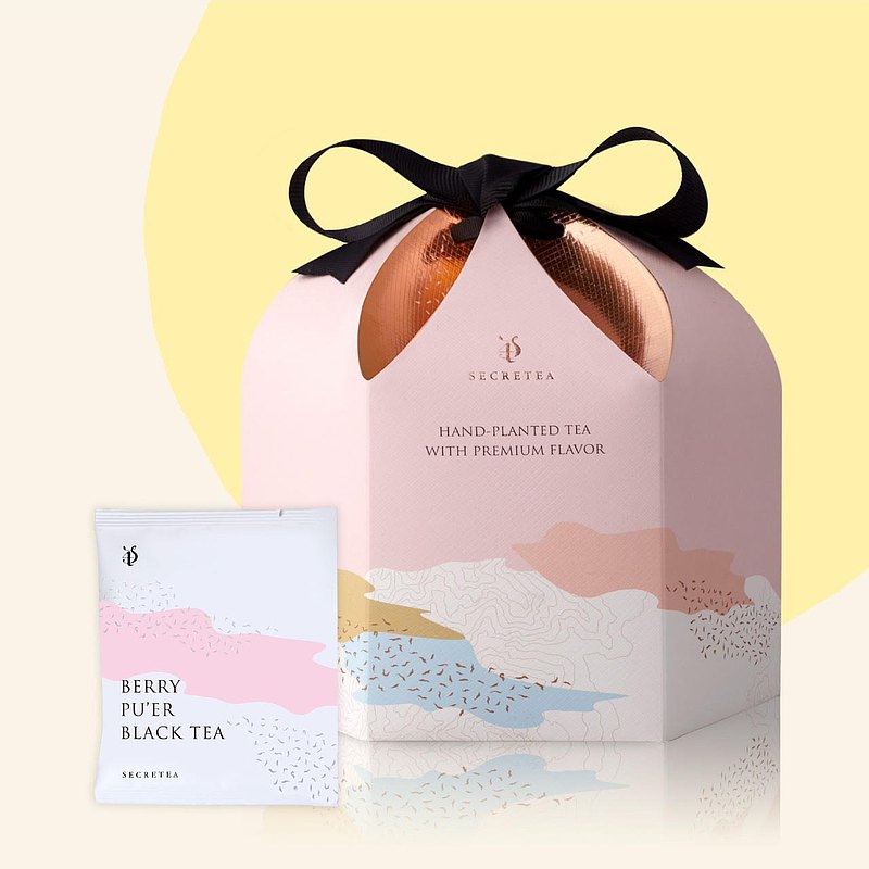 莓果、普洱、紅茶交織而成酸甜濃郁的風味，豐富的口感，清爽不甜膩精巧又完美的平衡令人驚豔