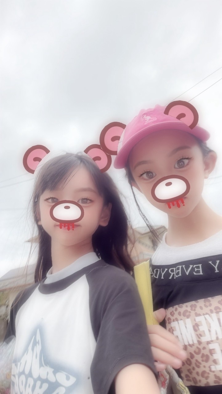 LINEブームの『 ･*·̩͙꒰ঌれいな໒꒱·̩🌺』のことフォローしる人だけ入ってー！