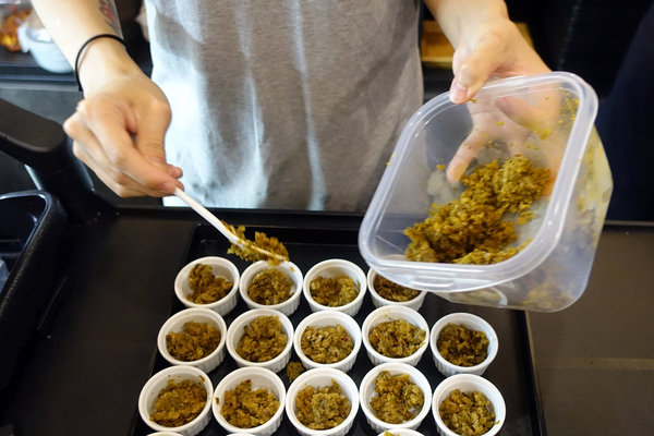 台灣郎正宗牛肉麵-松江南京站好吃牛肉麵，清燉/紅燒/蕃茄/咖哩牛肉麵、油潑抄手麵、手工水餃，中山區牛肉麵推薦(附台灣郎正宗牛肉麵菜單)