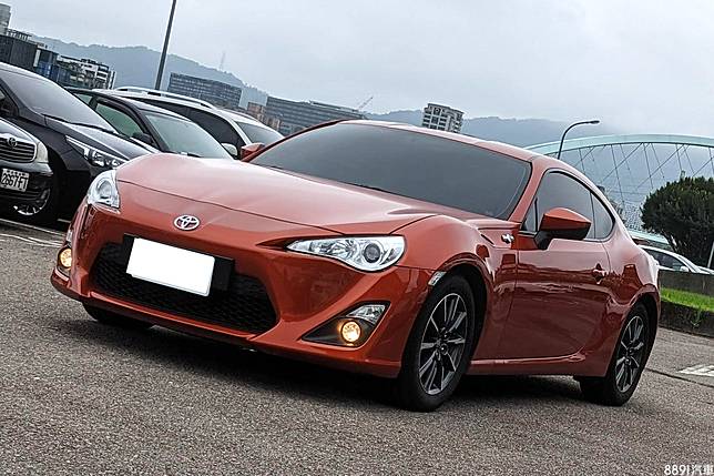 有獎徵文 素人試駕 樸實純粹的美好toyota 86與我的拓海夢 81汽車交易網 Line Today