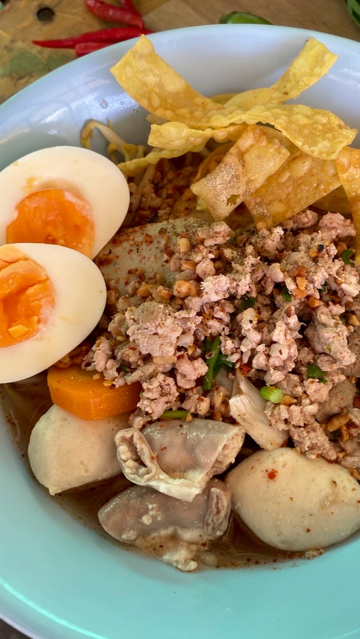 ร้านก๋วยเตี๋ยวต้มยำโบราณ ปากทางท่าเสา