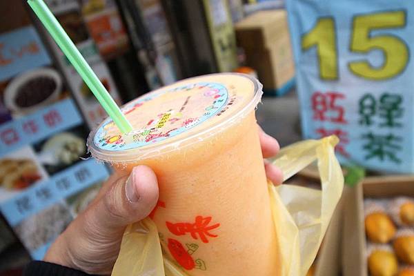 【蘆洲美食】YAMI飲料店-超便宜30元木瓜牛奶