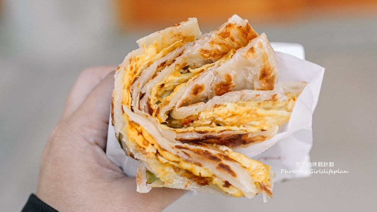 2023大稻埕賞煙火順吃！永樂市場７家網推美食：郭董也愛油飯、百年神級雞捲