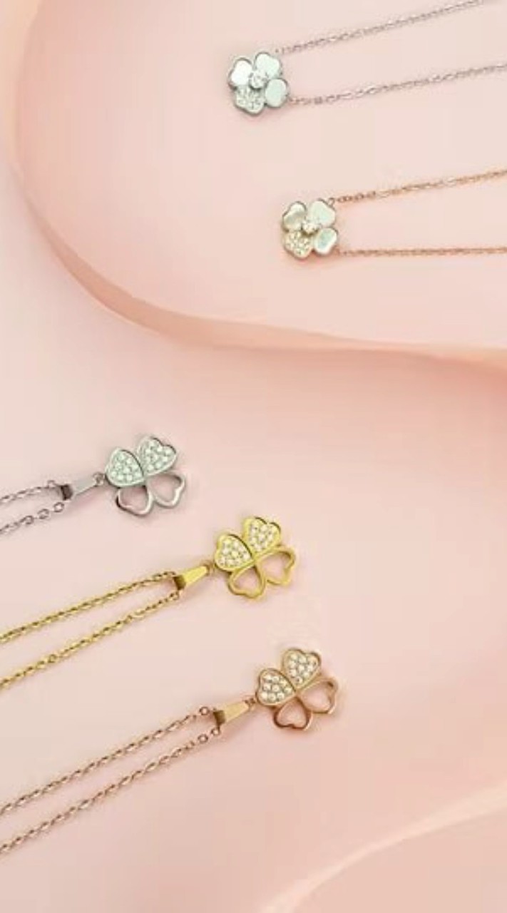 World Jewelry เครื่องประดับ