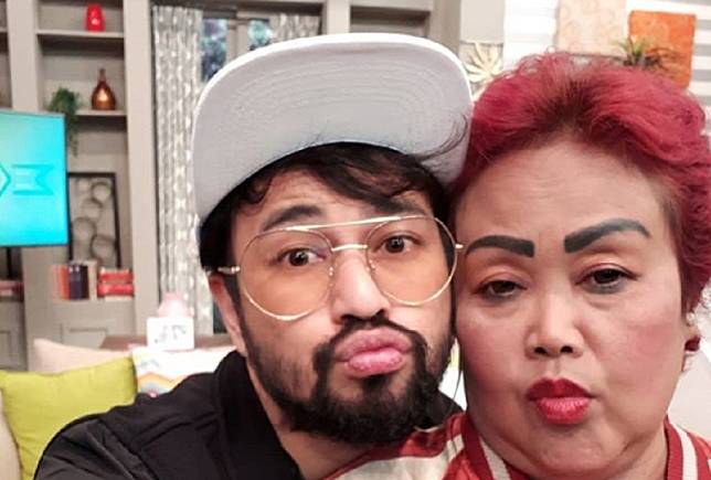 Raffi Ahmad bersama Nety alias Bude Sumiyati (Foto: Instagram Bude Sumiyati)