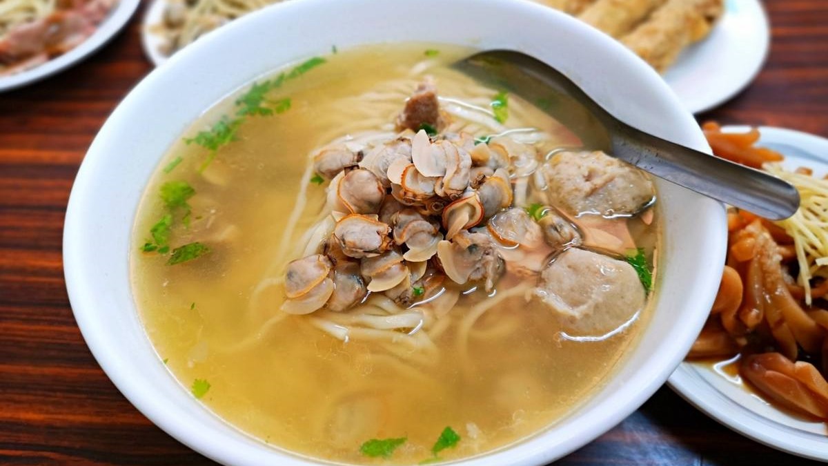 通通50年起跳！彰化６排隊老店：80年爌肉飯霸主、木瓜牛奶創始店、免費喝湯