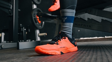 網友 Steven 鞋評 / Under Armour TriBase Reign 2 看上去亮眼 穿起來給力