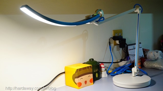 BenQ WiT螢幕閱讀檯燈