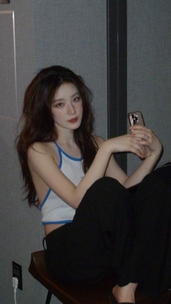 Kpop追星群 𝒂𝒏𝒅 包材 小卡買賣🫧