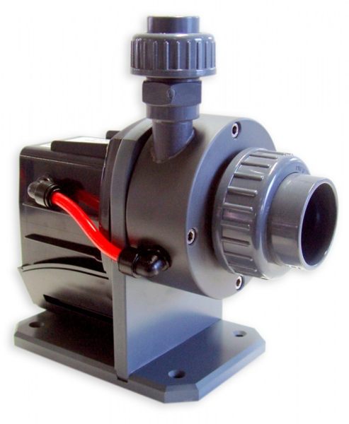 1. 大水量設計n2. 運轉安靜、防震，堅固耐用n3. 採用鈦金屬螺絲n4. 防鈣化管設計