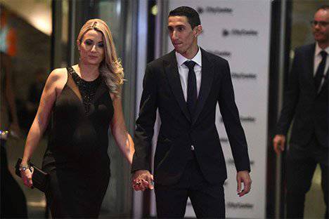 Karpet Merah dan Mewahnya Pernikahan Messi - Antonella