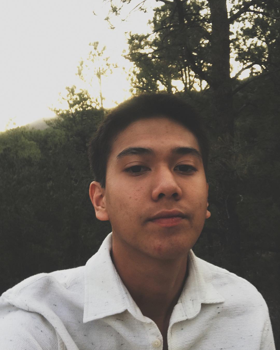 10 Postingan Iqbaal Dengan Jumlah Like Terbanyak Dilan Memang Luar