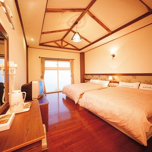 ◆銀行足額信託，有保障◆贈溫泉券四張◆再贈小瑞士花園門票四張★本商品採郵局掛號方式寄送，因此無法指定到貨日及送貨員電話聯絡之需求，敬請見諒。