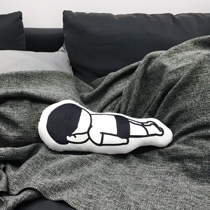 午睡枕、辦公椅背後靠腰、辦公室療癒小物、交換禮物適用的抱枕 ：）