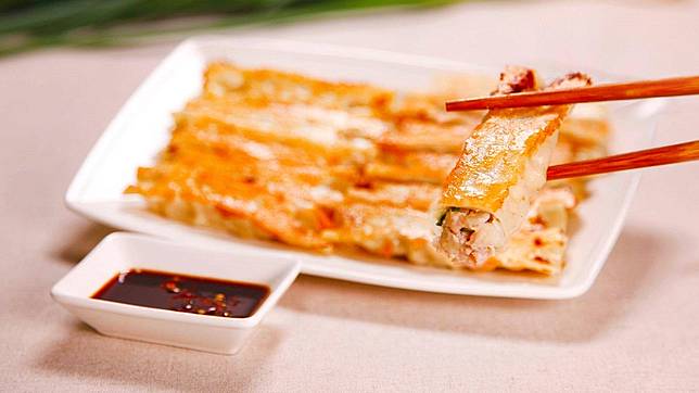 很多人都喜歡吃八方雲集的鍋貼、水餃。(圖／翻攝自八方雲集 Taiwan Facebook)