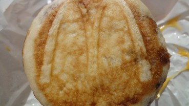 日本麥當勞厚鬆餅豬肉滿福堡，回台灣吃不到的