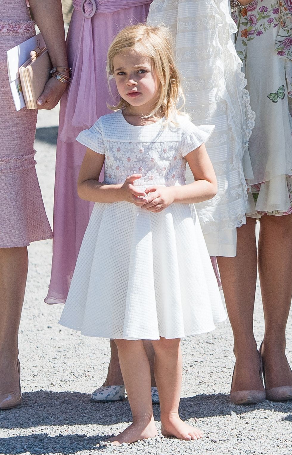 活発キャラ レオノール王女のおてんばショット 25ans ヴァンサンカン