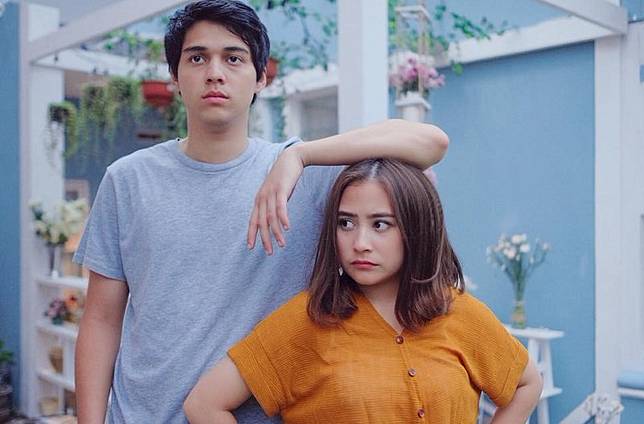 Unggah Foto 'Boyfriend Goals', Prilly Latuconsina Diserbu Netizen