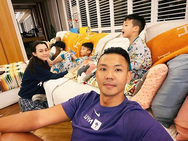 黑人陳建州宣布全面停工，陪伴范瑋琪與家庭度過武漢肺炎難關。（圖／翻攝自陳建州臉書）