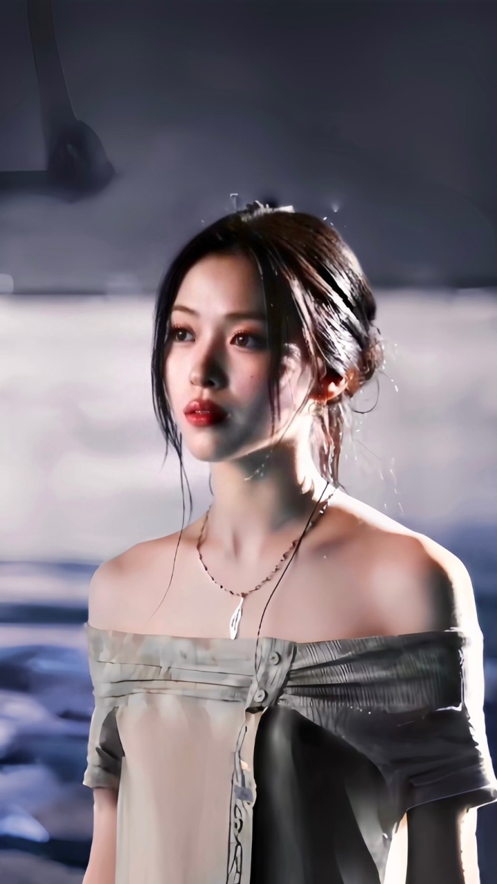 ITZY Ryujin留真的女友們💜