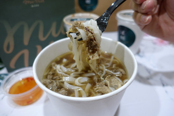 Su/food外送、沐越外送，王品集團美食外送讓外食也能健康吃，不出門也能享受異國料理餐廳美食