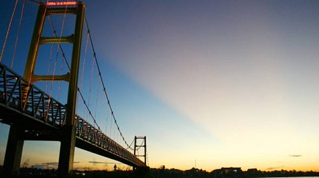 Pesona Keindahan Pantai Ambalat Samboja Viva