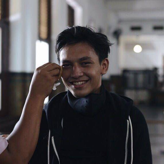 Pria Ini Tenar Berkat 'Surat Cinta untuk Starla', Siapa Dia?