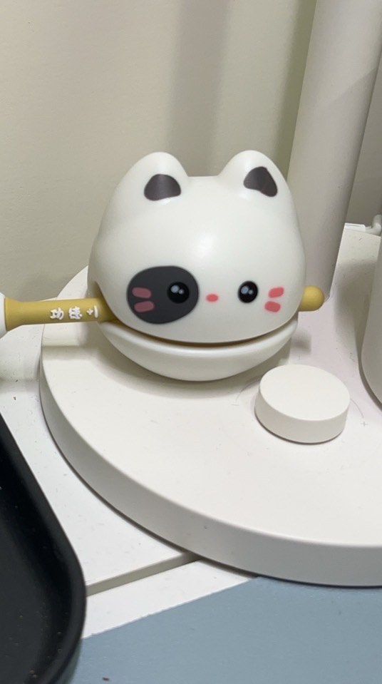 ❄️冷宮❄️淒淒慘慘戚戚🤪