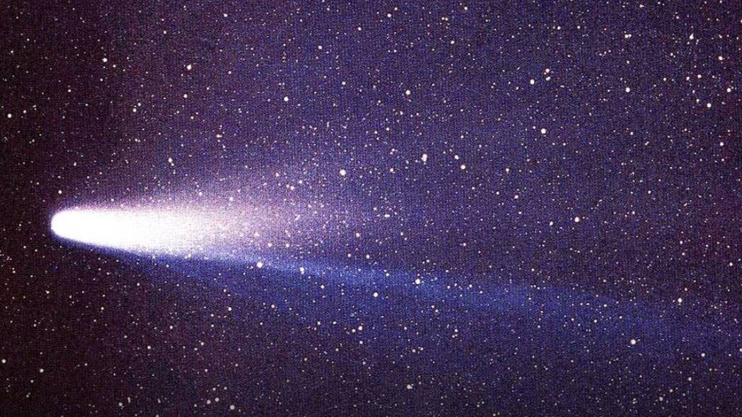 Exploring the Legacy of Halley’s Comet: From Ancient Recordings to Future Sightings