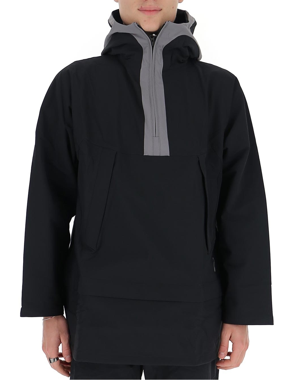 季節：2019秋冬 顏色：黑色 意大利製造 類別：服裝 子類別：外套 尼龍：100％