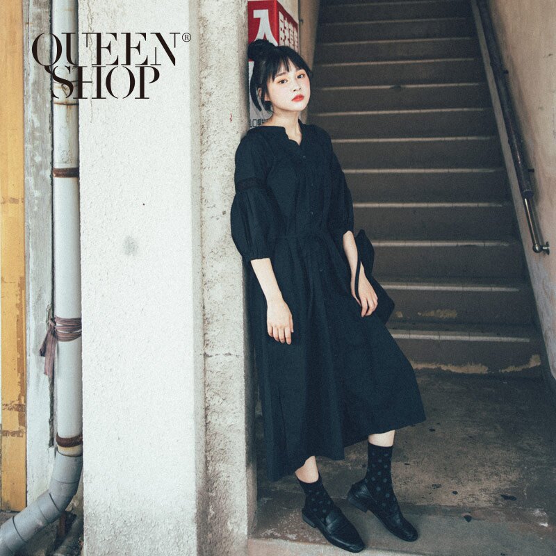 Ｑｕｅｅｎ Ｓｈｏｐ01084672百搭素色蕾絲拼接寬鬆長洋裝 兩色售＊現+預＊