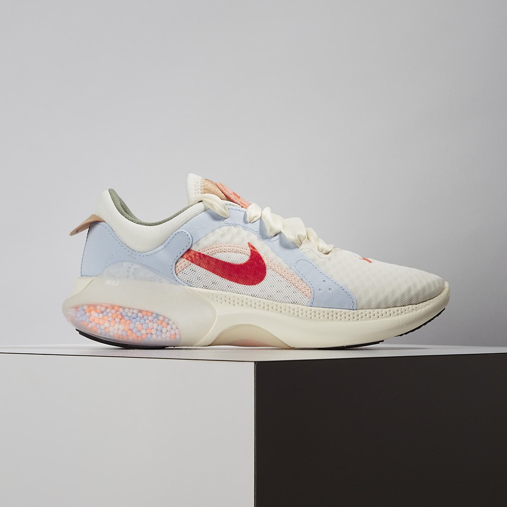 ※ 核對公分數較為精準！※ 若不確定尺寸，建議評量腳長大拇趾到後腳跟的長度,預留一指到半指的空間,再依據版型調整挑選尺寸喔~【AquaFeb最大優質賣場】萬人粉絲見證❶ 自2013年創立。❷ 政府合法