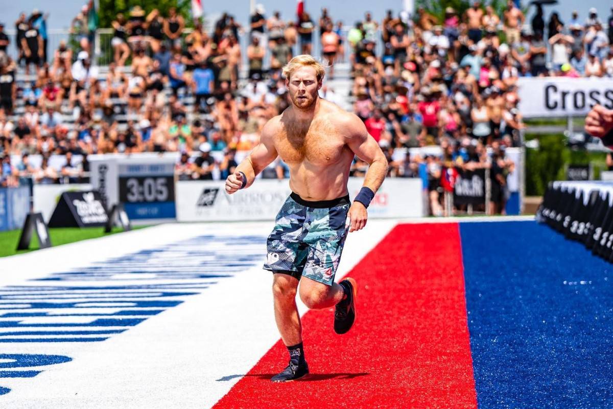 Watch the Dubai CrossFit Championship day one live as Vellner and